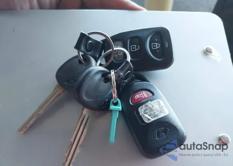 2020 Hyundai Elantra Sel from USA, damaged, VIN 5NPD84LF9LH611329